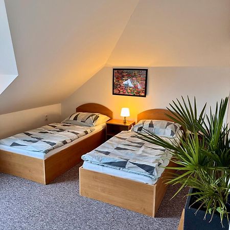 Ji Apartment โมดริเช ภายนอก รูปภาพ